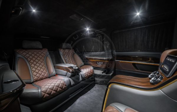 Mercedes Benz V class Dome du Gouter 91
